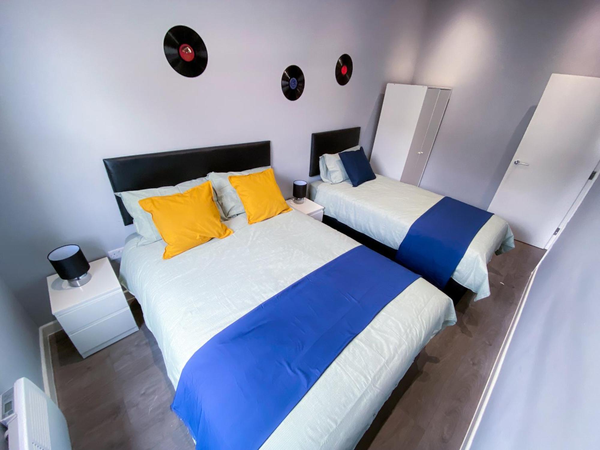 Modern 1 Bedroom Flat In Wood Green ロンドン エクステリア 写真
