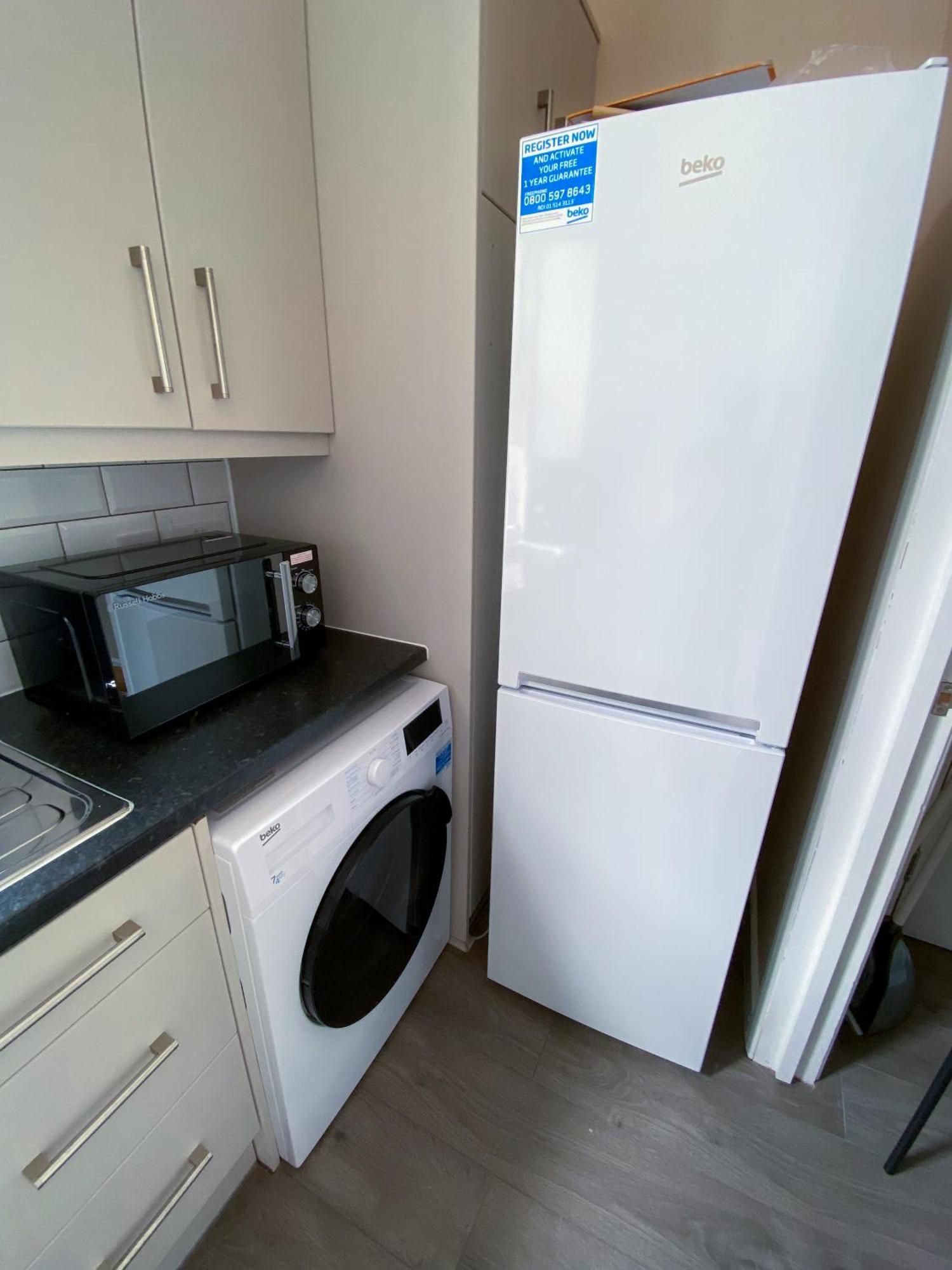 Modern 1 Bedroom Flat In Wood Green ロンドン エクステリア 写真