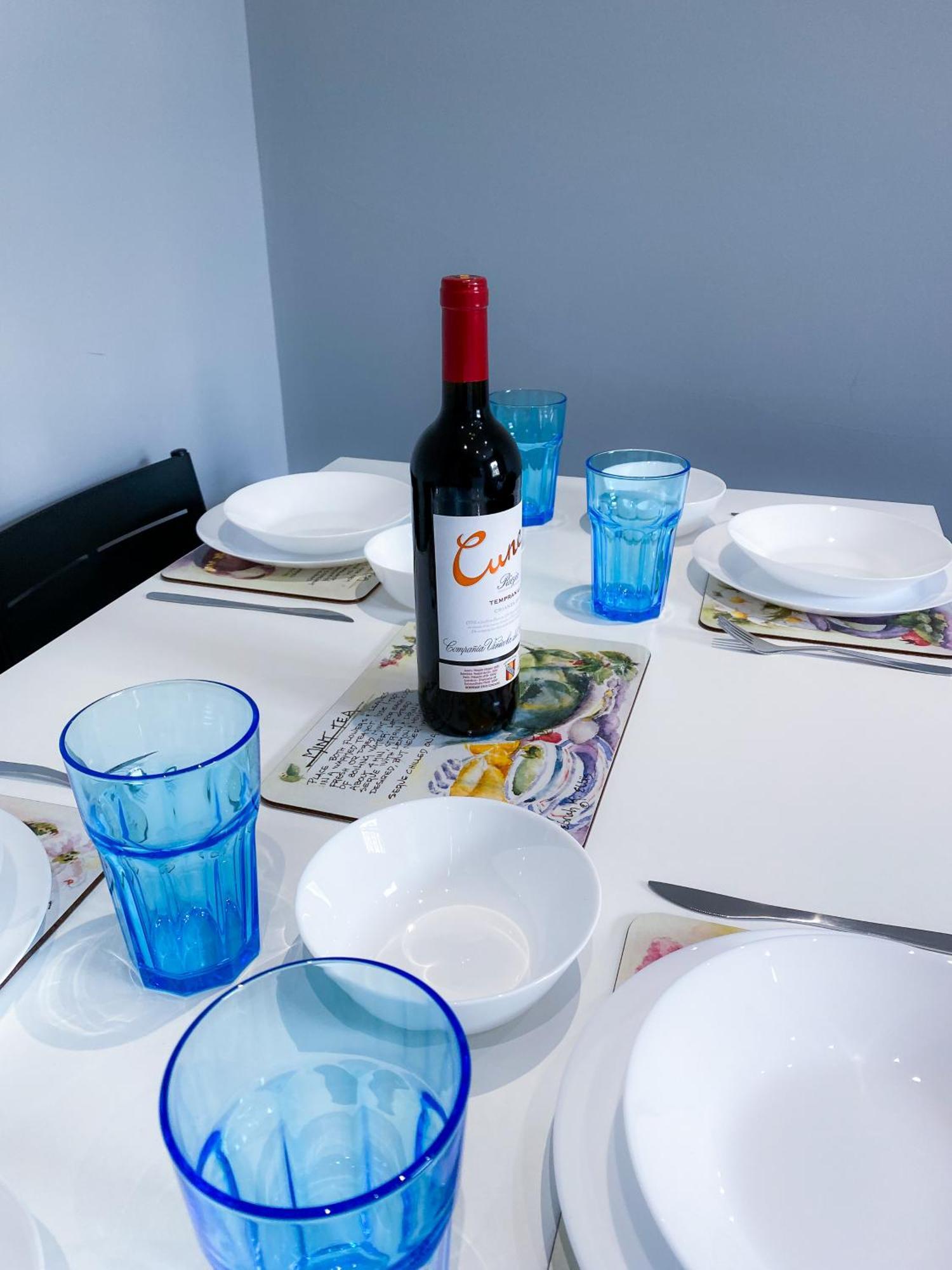 Modern 1 Bedroom Flat In Wood Green ロンドン エクステリア 写真